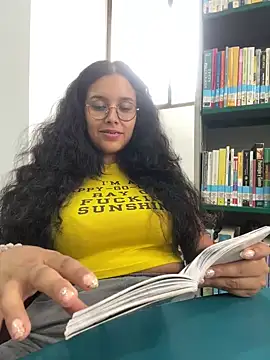 Snapshot of Annya-sweet chatting on March 4, 2025, 3:04 pm Annya-sweet online show from March 4, 2025, 3:04 pm