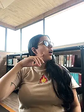 Annya-sweet online show from April 7, 2026, 6:43 pm