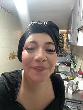 Snapshot of Sooffii_1 chatting on February 27, 2025, 2:57 am Sooffii 1 online show from February 27, 2025, 2:57 am