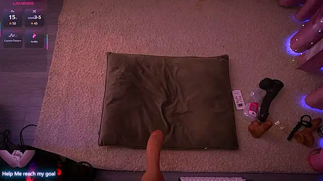 Redhead Shark new online show from March 13, 2026, 1:16 pm