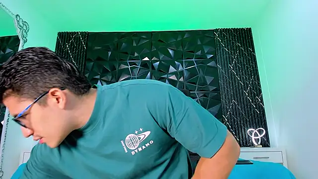 Snapshot of JeffDaltton chatting on October 1, 2025, 8:02 pm JeffDaltton online show from October 1, 2025, 8:02 pm