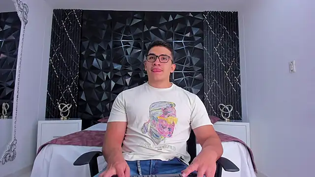 Snapshot of JeffDaltton chatting on November 29, 2025, 7:58 pm JeffDaltton online show from November 29, 2025, 7:58 pm