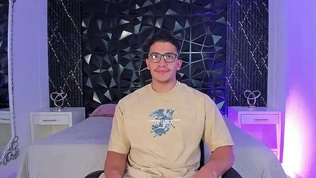 Snapshot of JeffDaltton chatting on October 6, 2025, 7:58 pm JeffDaltton online show from October 6, 2025, 7:58 pm