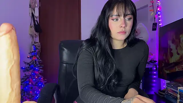 salome polaniiee online show from November 29, 2025, 4:45 am