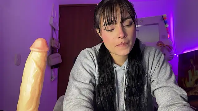 salome polaniiee online show from November 23, 2025, 6:56 am