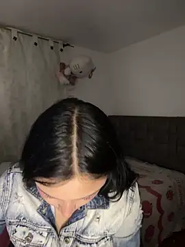 Snapshot of salome_polaniiee chatting on April 11, 2026, 5:15 am salome polaniiee online show from April 11, 2026, 5:15 am