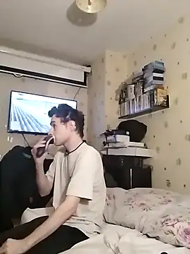 Erimyka online show from April 29, 2026, 9:21 pm