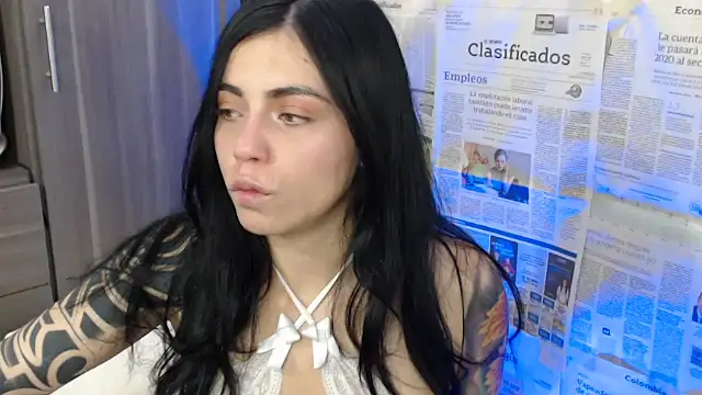 i am nina  online show from March 4, 2025, 1:34 am