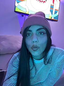 i am nina  online show from November 26, 2025, 11:16 pm