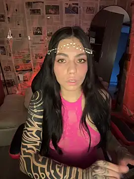 i am nina  online show from April 6, 2026, 10:55 pm