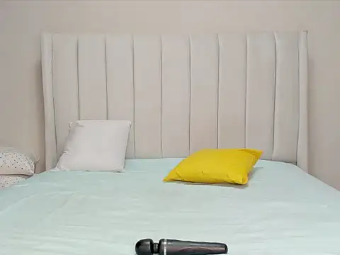  heavenlysent online show from October 27, 2025, 4:35 am