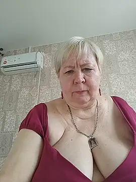Snapshot of EffectFiona chatting on March 25, 2026, 4:12 am EffectFiona online show from March 25, 2026, 4:12 am