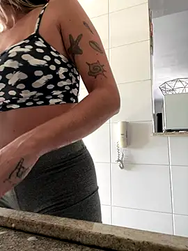 Gipoltergeist online show from November 5, 2025, 12:30 pm