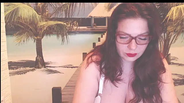 Queen  Natasha online show from April 17, 2026, 9:06 pm