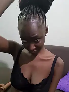 Prettybecs online show from December 4, 2024, 8:01 pm