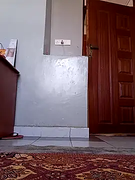 Prettybecs online show from January 21, 2025, 6:22 am