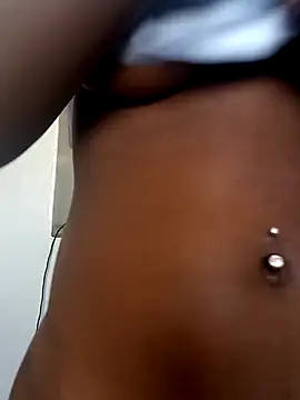 Prettybecs online show from January 6, 2025, 9:41 am