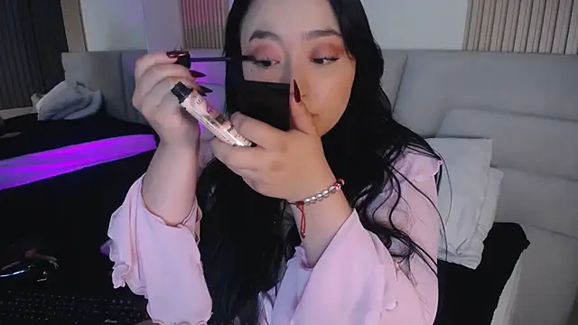 Miss Loise online show from November 10, 2025, 3:44 am