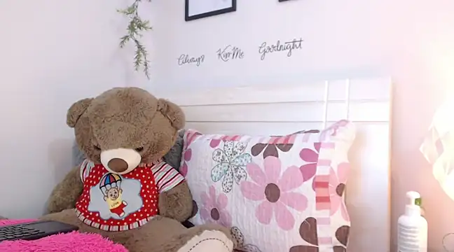 Snapshot of Joliet chatting on February 27, 2025, 7:51 am Joliet online show from February 27, 2025, 7:51 am