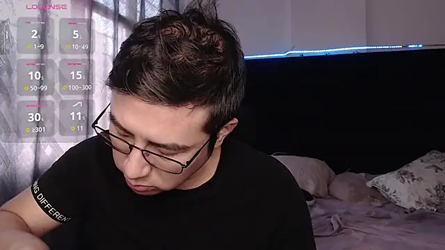 andrewmhilton  online show from January 8, 2026, 4:57 pm