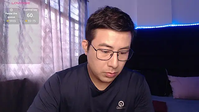 andrewmhilton  online show from February 28, 2026, 2:50 pm