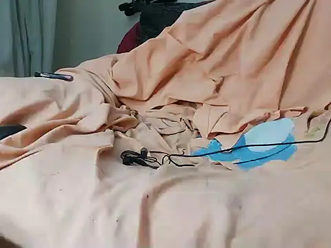 Snapshot of maxxx20202020 chatting on February 1, 2025, 9:51 pm maxxx20202020 online show from February 1, 2025, 9:51 pm