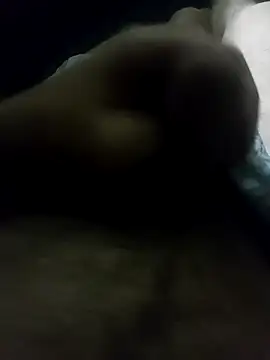 Snapshot of maxxx20202020 chatting on October 31, 2025, 1:24 am maxxx20202020 online show from October 31, 2025, 1:24 am