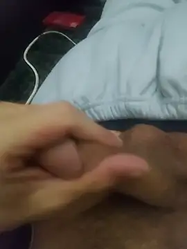 Snapshot of maxxx20202020 chatting on December 3, 2025, 1:17 am maxxx20202020 online show from December 3, 2025, 1:17 am