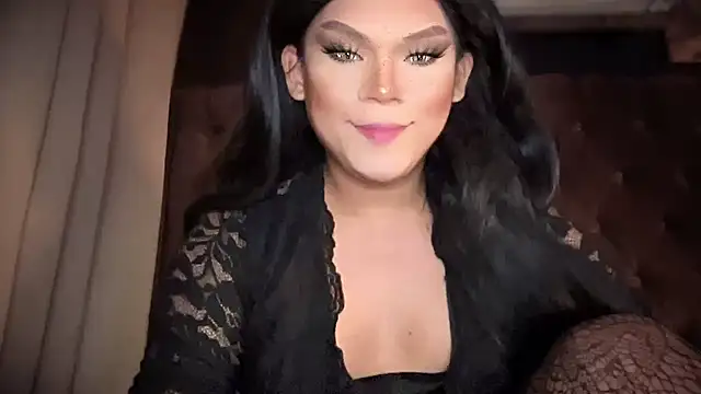 one great devine online show from October 23, 2025, 4:49 pm