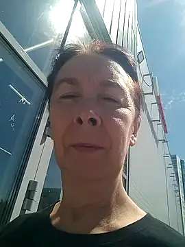 Snapshot of Celine_Faer1 chatting on June 1, 2026, 6:35 am Celine Faer1 online show from June 1, 2026, 6:35 am