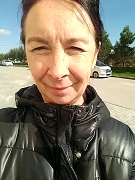 Snapshot of Celine_Faer1 chatting on May 15, 2026, 2:42 am Celine Faer1 online show from May 15, 2026, 2:42 am