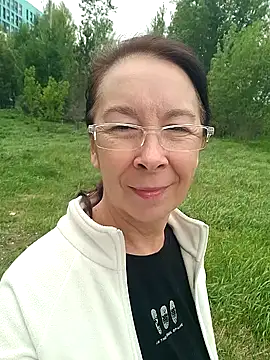 Snapshot of Celine_Faer1 chatting on May 30, 2026, 5:25 am Celine Faer1 online show from May 30, 2026, 5:25 am