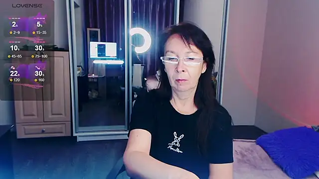 Snapshot of Celine_Faer1 chatting on May 14, 2026, 12:13 pm Celine Faer1 online show from May 14, 2026, 12:13 pm