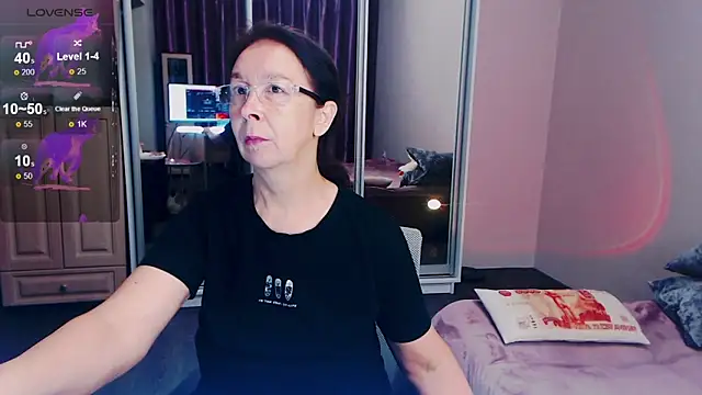Snapshot of Celine_Faer1 chatting on May 24, 2026, 12:43 am Celine Faer1 online show from May 24, 2026, 12:43 am