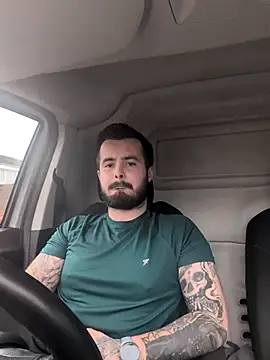 Snapshot of Brightspark22 chatting on February 27, 2026, 9:09 am Brightspark22 online show from February 27, 2026, 9:09 am