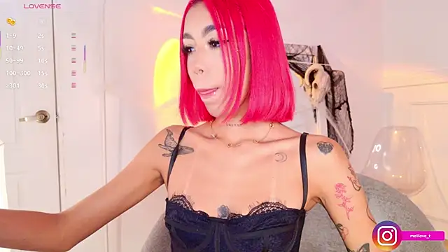 Mely-taylor online show from October 28, 2025, 9:03 pm