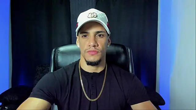 jhonnysnow17 online show from February 7, 2026, 5:48 am