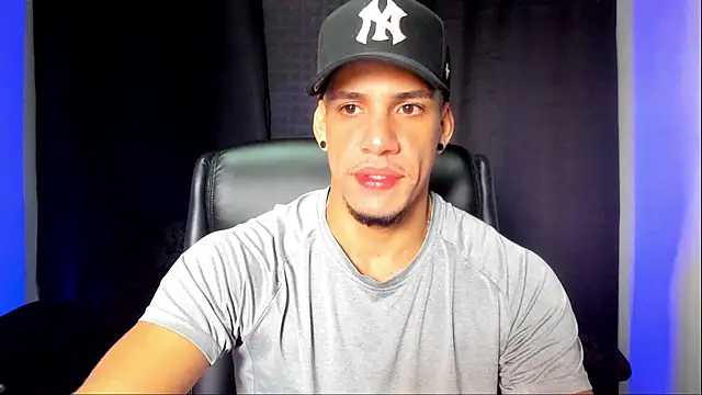 Snapshot of jhonnysnow17 chatting on September 19, 2025, 3:16 pm jhonnysnow17 online show from September 19, 2025, 3:16 pm