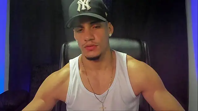 Snapshot of jhonnysnow17 chatting on October 4, 2025, 10:44 pm jhonnysnow17 online show from October 4, 2025, 10:44 pm