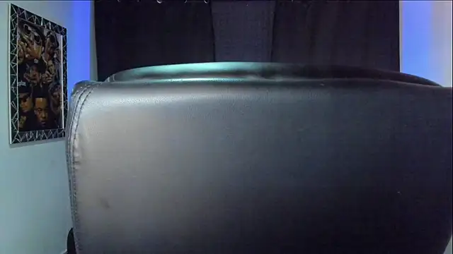 jhonnysnow17 online show from February 14, 2026, 8:31 pm