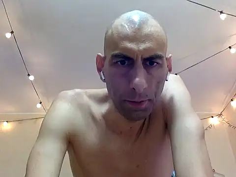 HandsomeAlfie online show from October 5, 2025, 11:17 pm