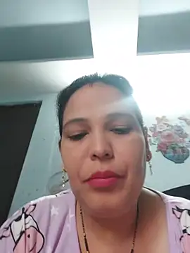 Snapshot of Poojabhabi101 chatting on June 13, 2026, 6:00 am Poojabhabi101 online show from June 13, 2026, 6:00 am