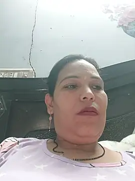 Snapshot of Poojabhabi101 chatting on May 15, 2026, 6:11 am Poojabhabi101 online show from May 15, 2026, 6:11 am