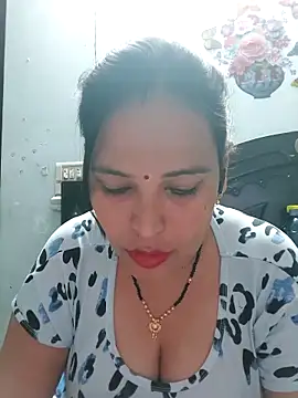 Poojabhabi101 online show from February 10, 2026, 6:23 am