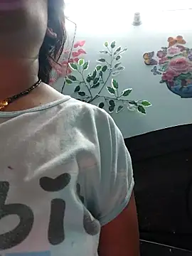 Poojabhabi101 online show from November 5, 2025, 6:49 am