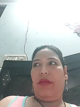 Poojabhabi101 online show from April 12, 2026, 5:33 am