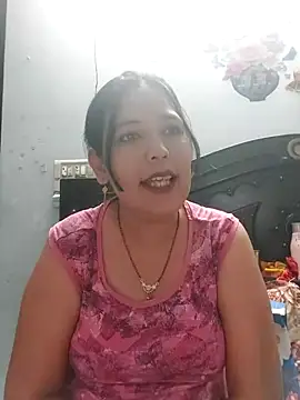 Snapshot of Poojabhabi101 chatting on May 6, 2026, 6:17 am Poojabhabi101 online show from May 6, 2026, 6:17 am