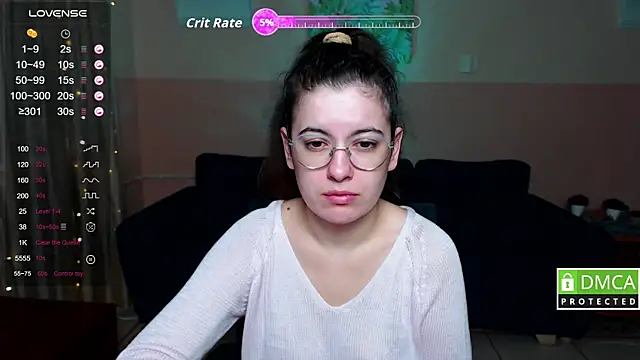 Snapshot of Aminabeatris chatting on November 13, 2025, 6:28 am Aminabeatris online show from November 13, 2025, 6:28 am