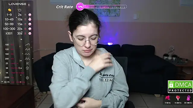 Snapshot of Aminabeatris chatting on October 15, 2025, 11:29 am Aminabeatris online show from October 15, 2025, 11:29 am