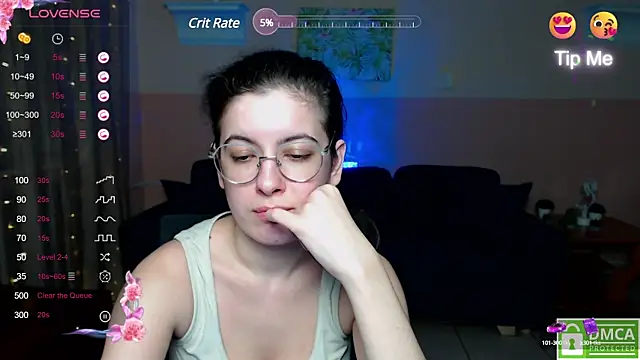 Snapshot of Aminabeatris chatting on March 21, 2025, 3:35 pm Aminabeatris online show from March 21, 2025, 3:35 pm